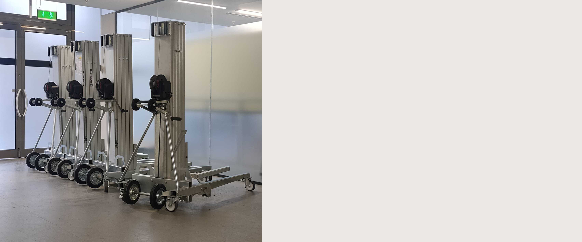 slider-2 img